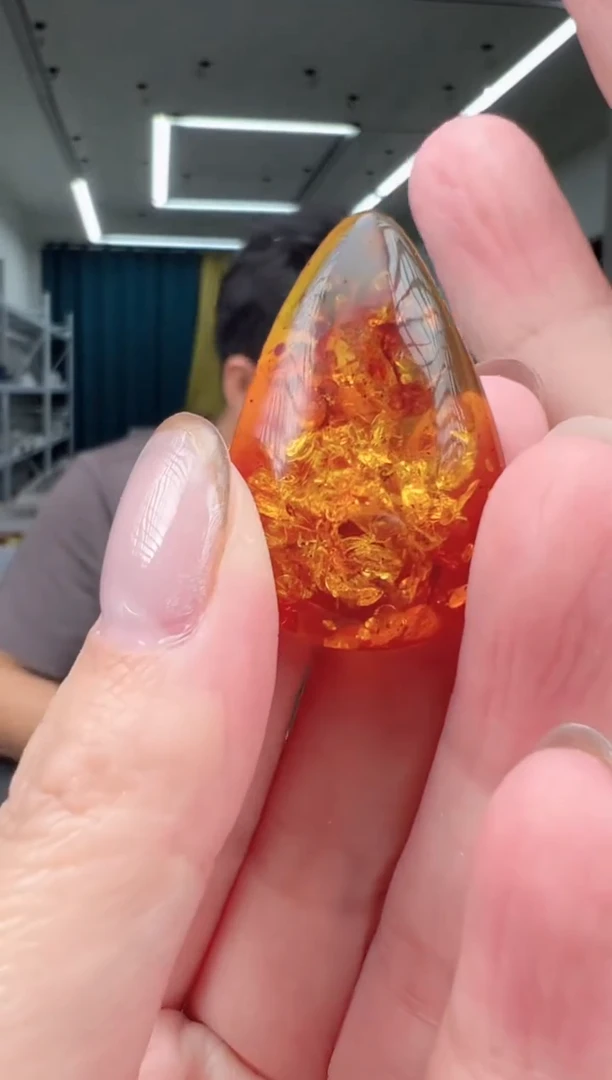 琥珀颈饰未镶嵌吊坠