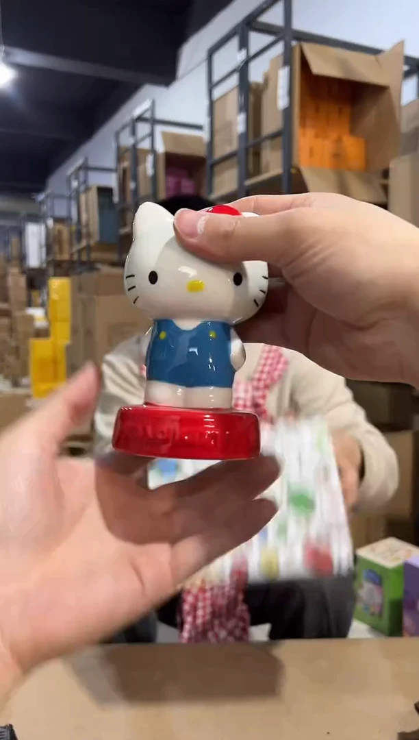 【闪购商品】杯小号蓝色kt存钱罐不带礼盒