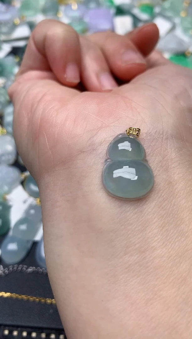 颈饰18K金镶嵌翡翠天然缅甸A货翡翠