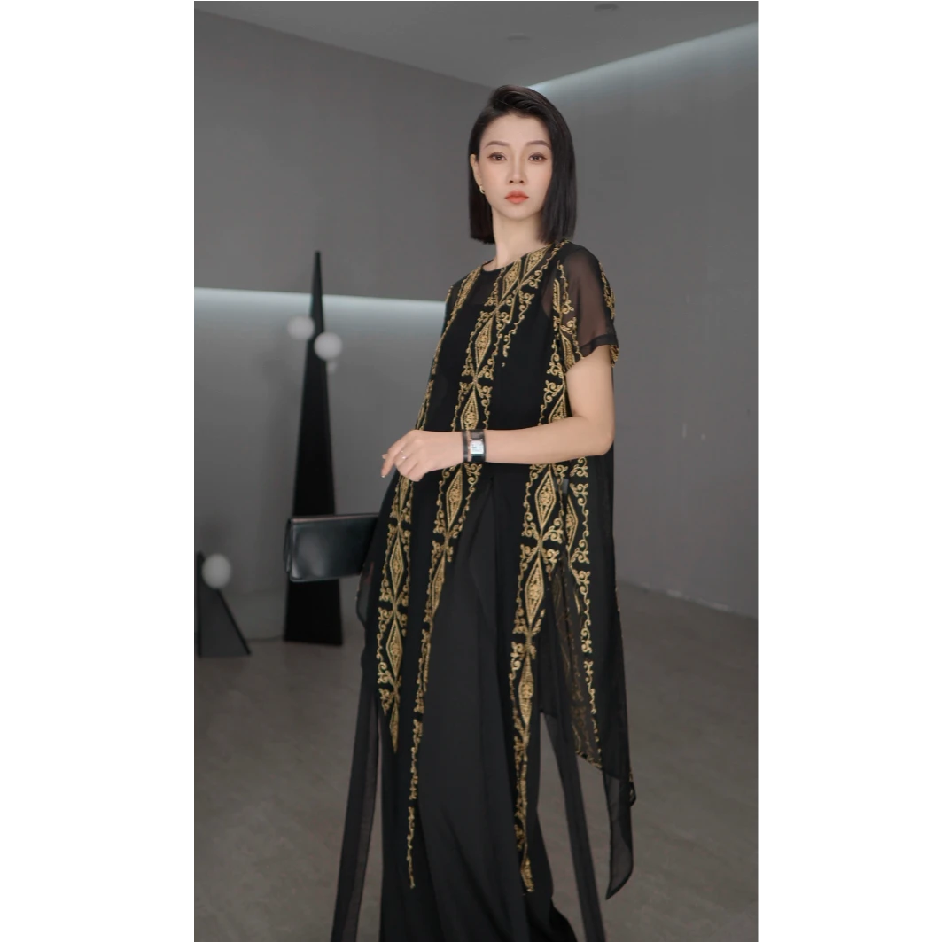 鑫鑫2025夏季新款不规则设计感禅意气质款女装时尚百搭上衣6102