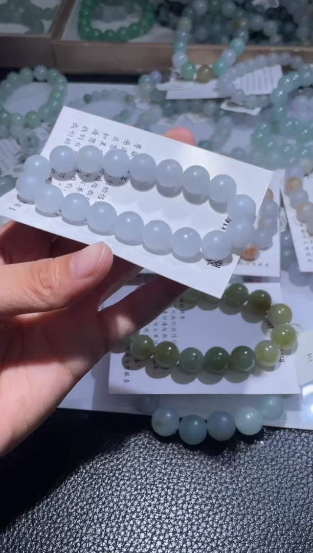 未镶嵌定制翡翠翡翠手串