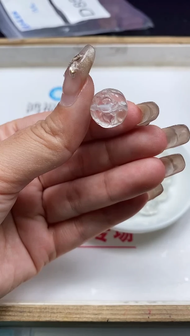 散珠未镶嵌水晶D858 白水晶 九尾狐珠1个9.9元