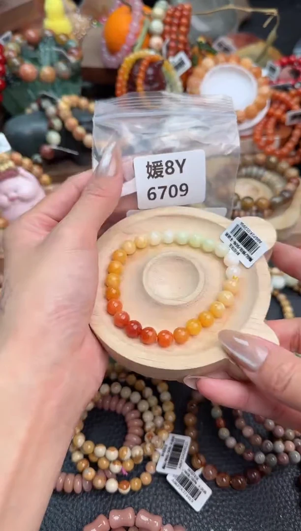 【闪购商品】石英质玉手链未镶嵌8Y6709