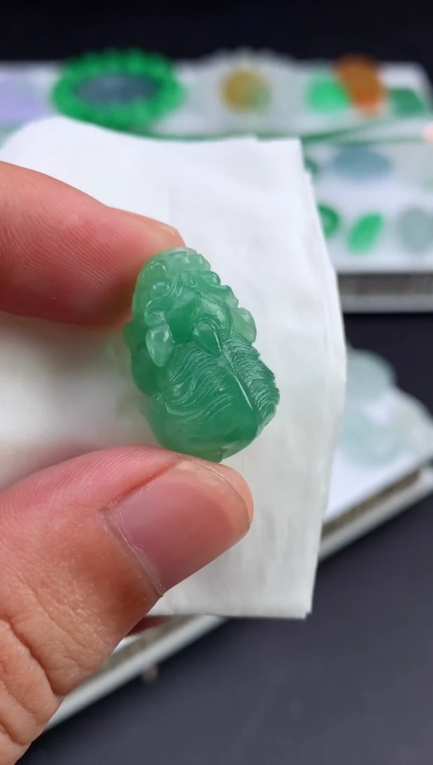 未镶嵌定制翡翠P****e翡翠