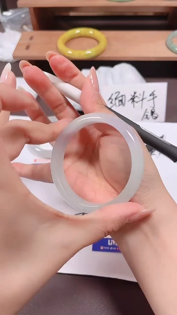 无非金属缅料手镯164