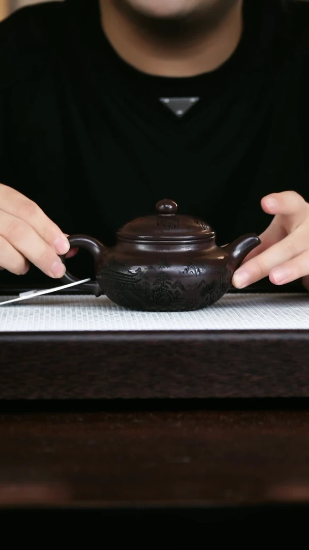 茶壶紫砂紫龙血仿古300cc