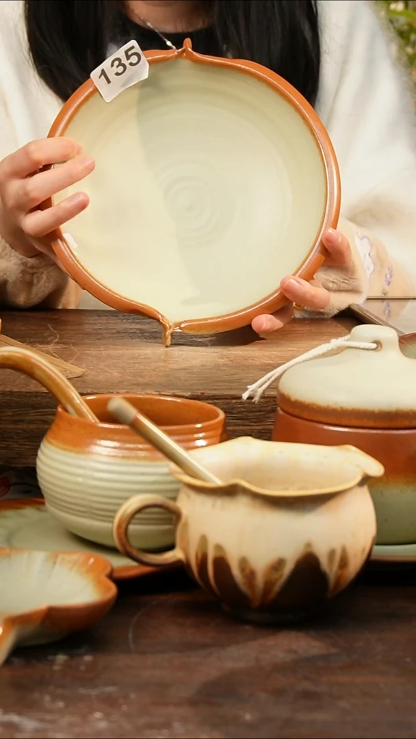 盘高颜值粗陶餐具限时抢购