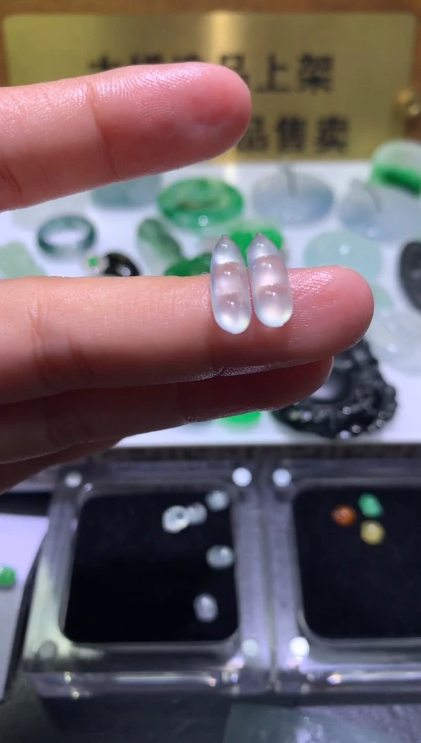 未镶嵌定制翡翠毛货