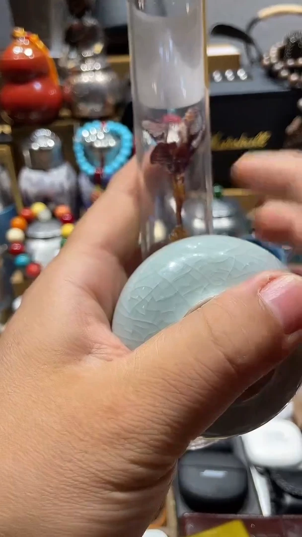 瓷片闪购商品 如图所示