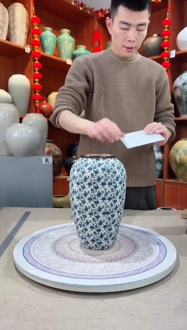 【闪购商品】瓶陶瓷花瓶 无花 白底小兰花中号