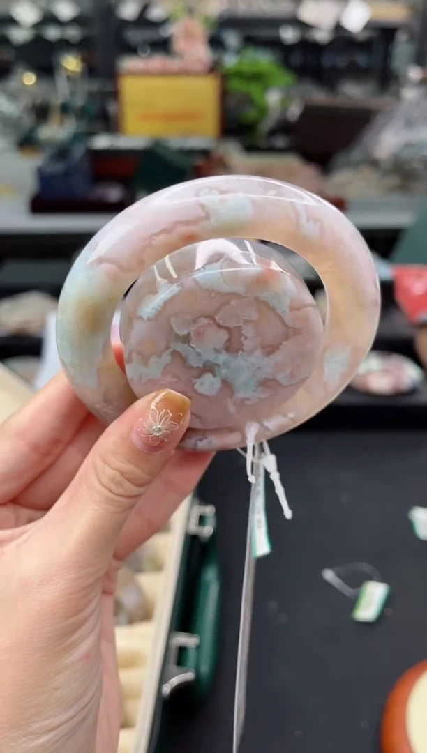 【闪购商品】石英质玉手镯未镶嵌55圈口（赠品镯心）677044