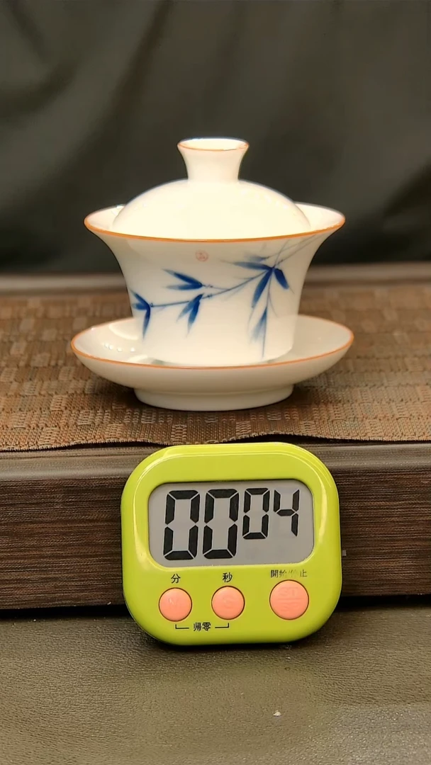 茶盏梦***人106.。。。