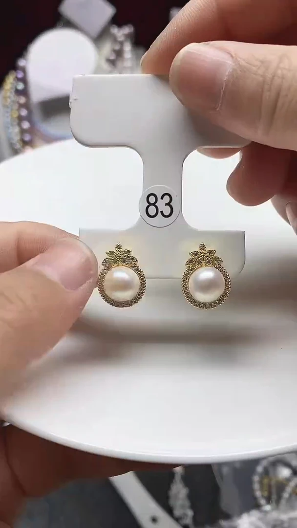 【闪购商品】淡水珍珠耳饰未镶嵌多人