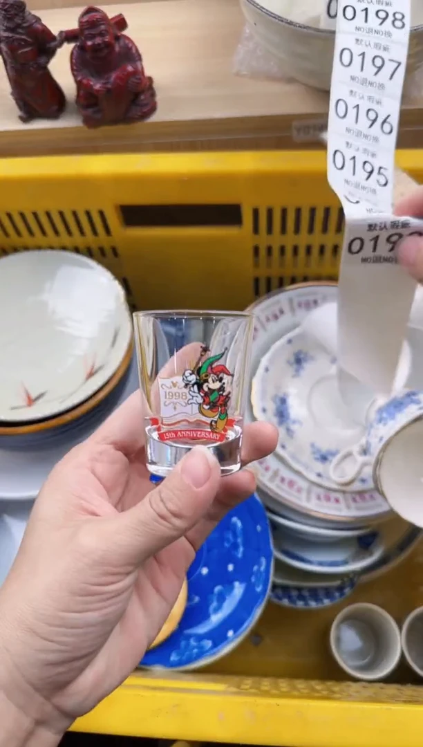 193回流瓷器，默认微瑕，18包邮