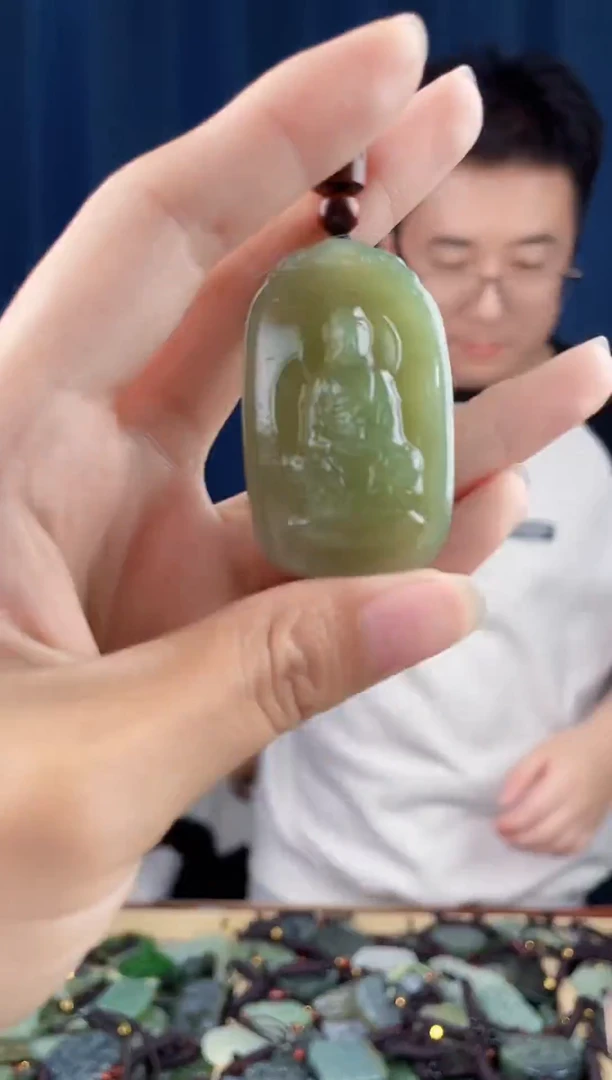 未镶嵌和田玉挂件拍一发一，多样性发货