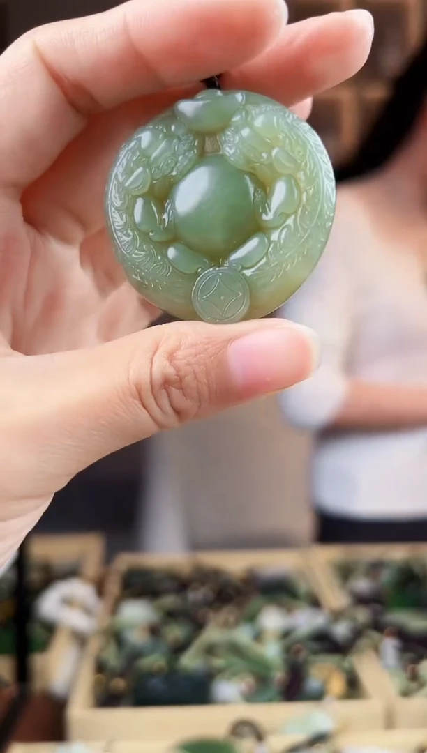 颈饰未镶嵌和田玉拍一发一，多样性发货