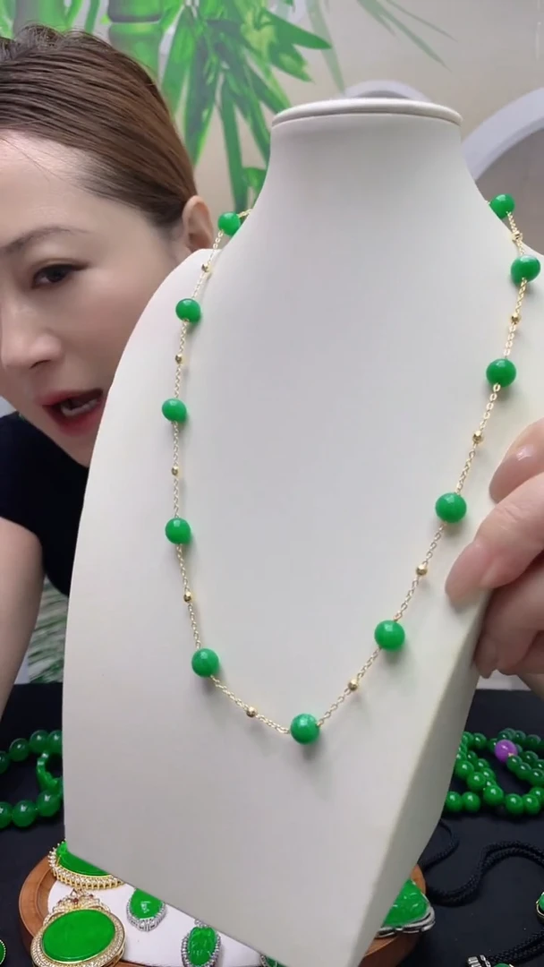 颈饰14K金镶嵌翡翠D03