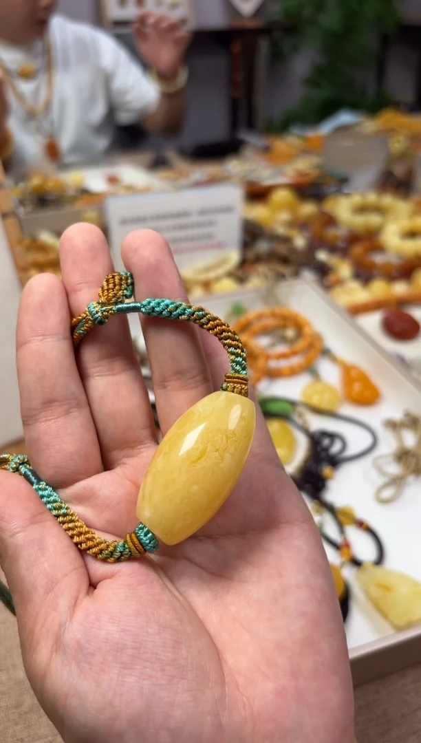 【闪购商品】蜜蜡裸石未镶嵌桶珠