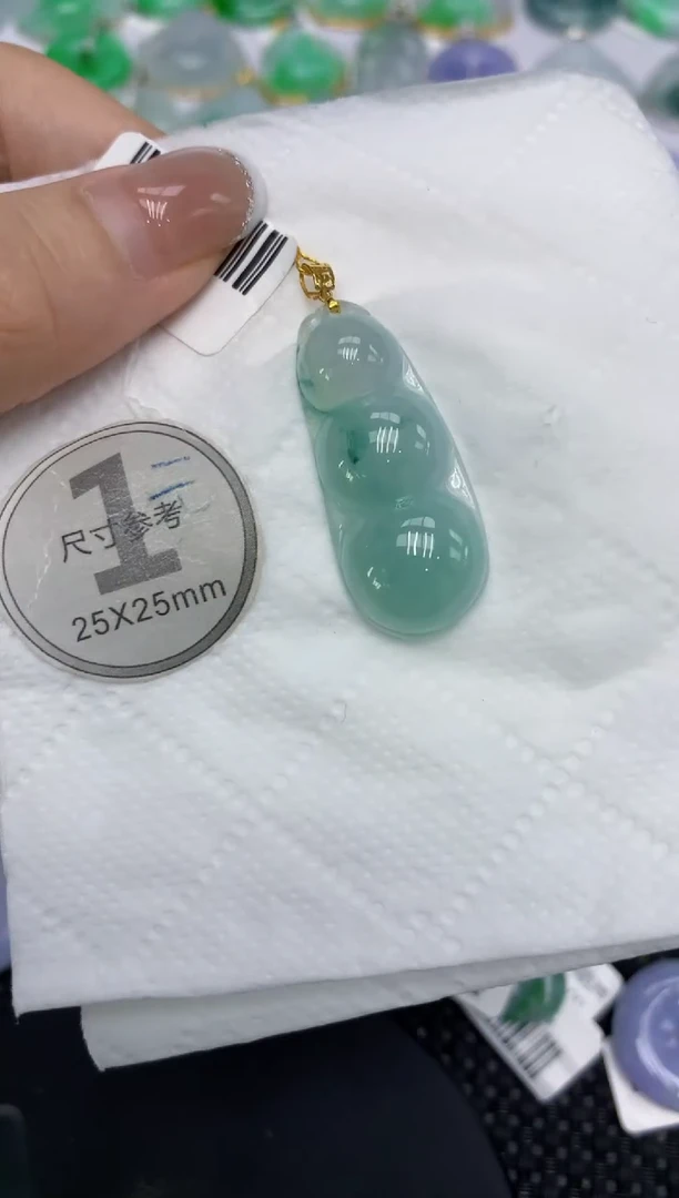颈饰18K金镶嵌翡翠11111111