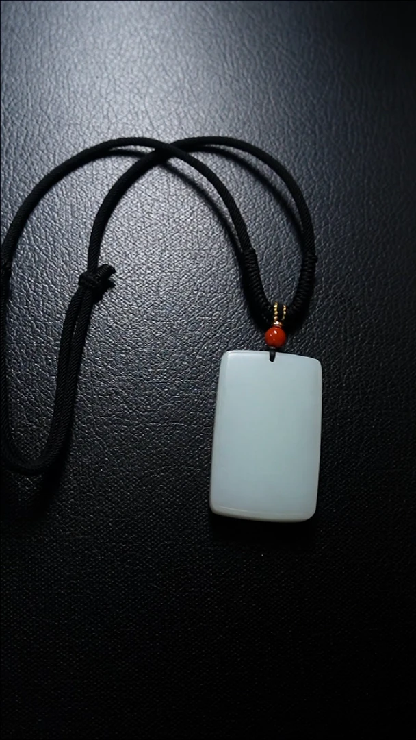 【闪购商品】和田玉颈饰未镶嵌无事牌