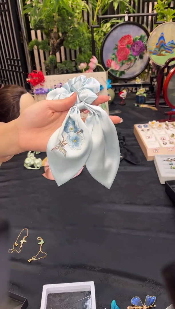 织绣C**c 非遗苏绣手工饰品