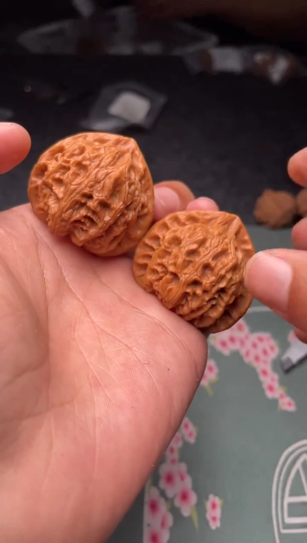 核桃a189   宫灯   40尺