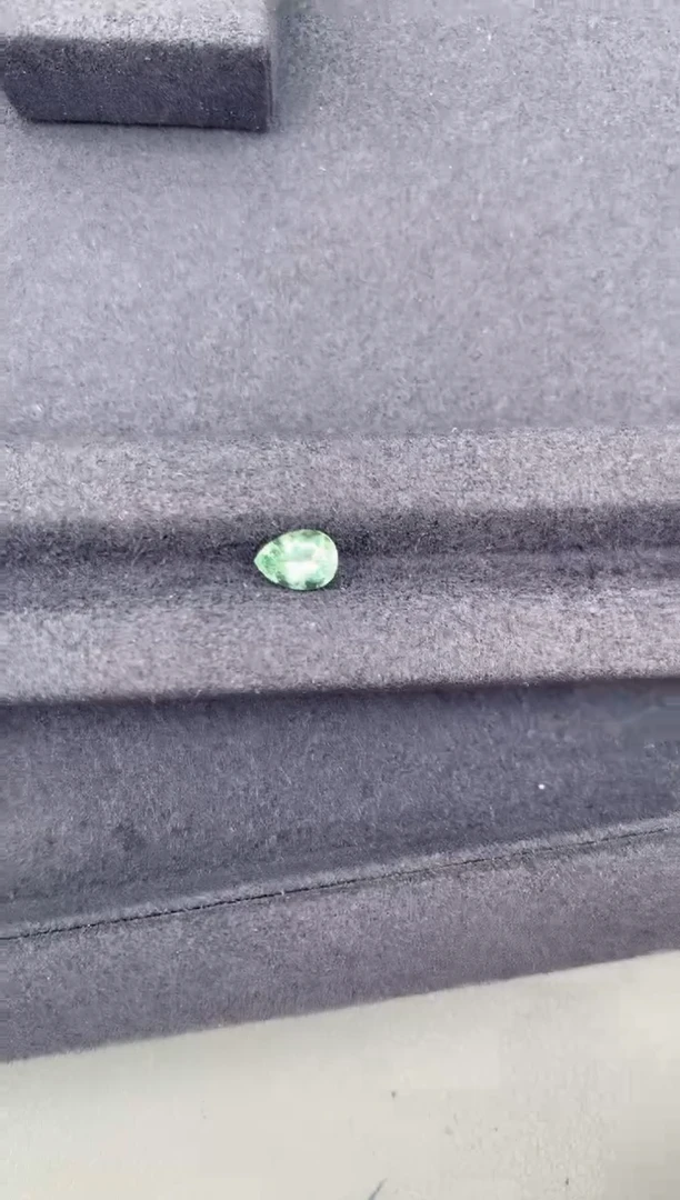 未镶嵌裸石碧玺1ct 绿碧玺FA