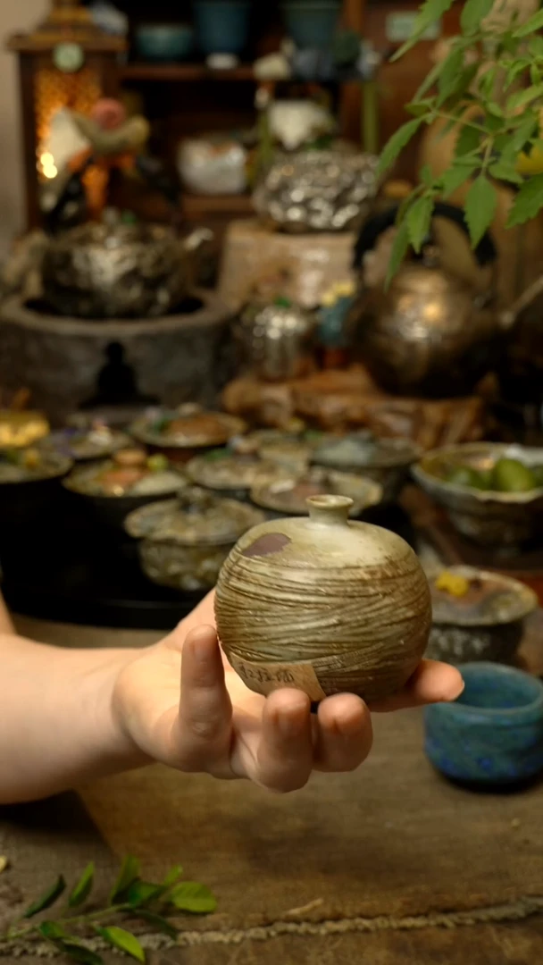 手工陶小花器福利不退换
