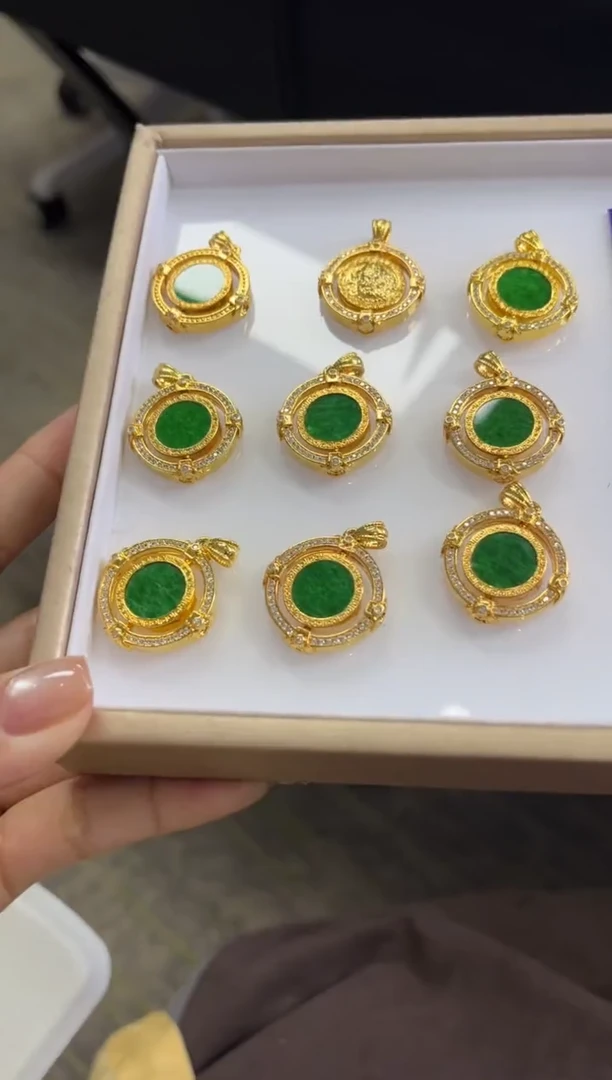 翡翠未镶嵌颈饰S116 /多样性发一件/配绳子