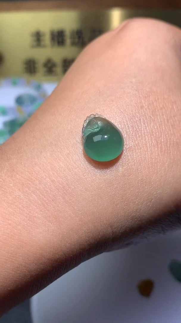 未镶嵌定制翡翠毛货