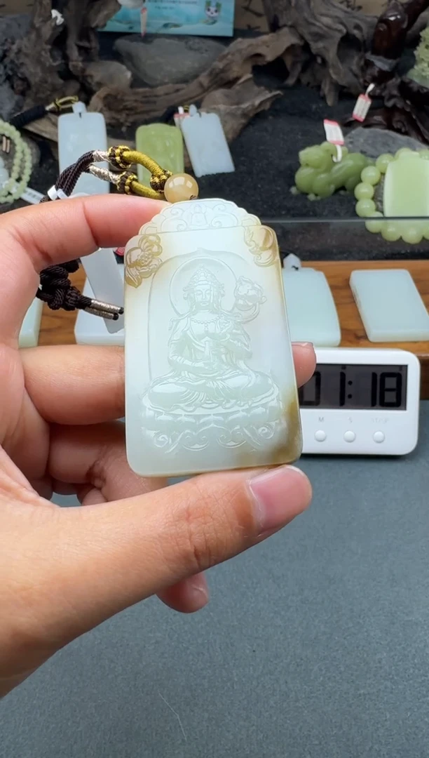 颈饰未镶嵌和田玉大*哥1