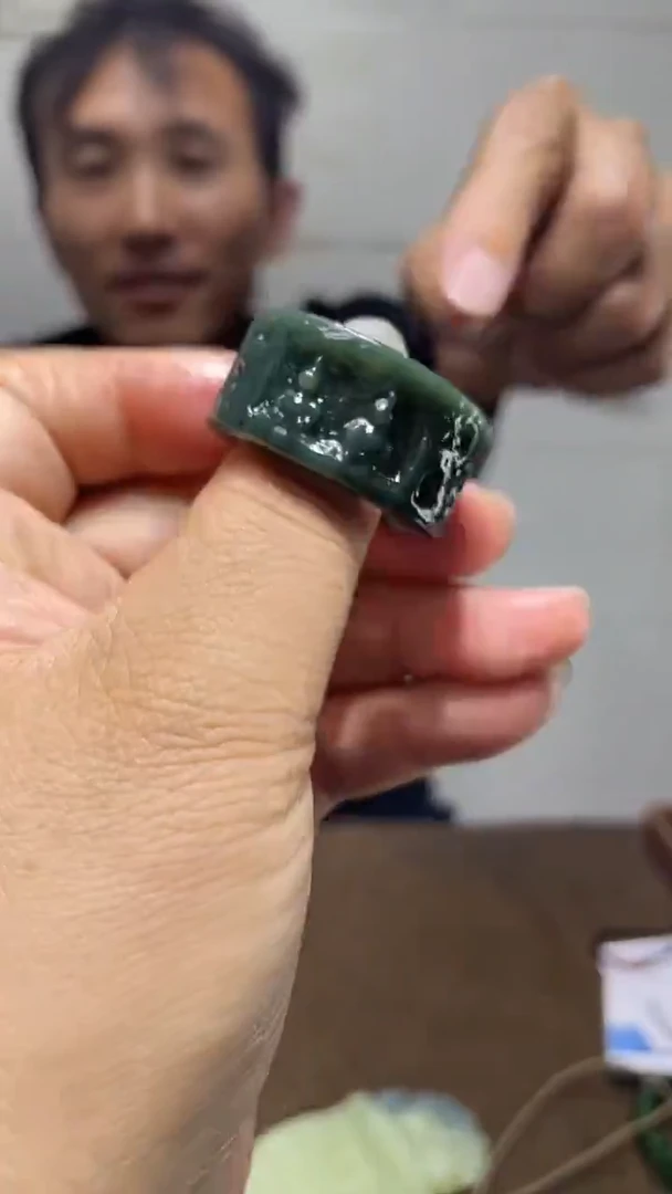 未镶嵌和田玉把件1