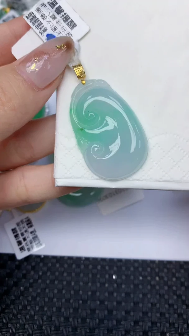 颈饰18K金镶嵌翡翠天然缅甸翡翠a货百元以上9元证书费自理