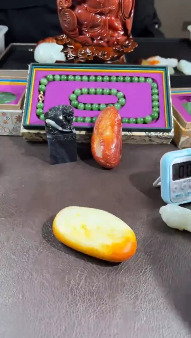 未镶嵌和田玉把件厚**物和田玉