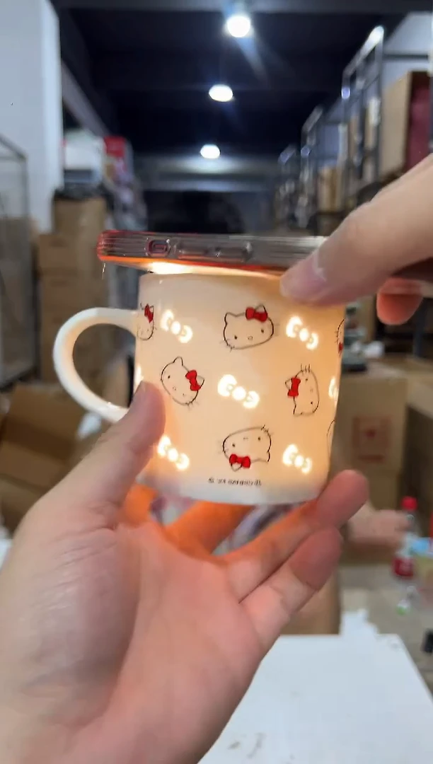 瓷片白色kt猫满印镂空咖啡杯
