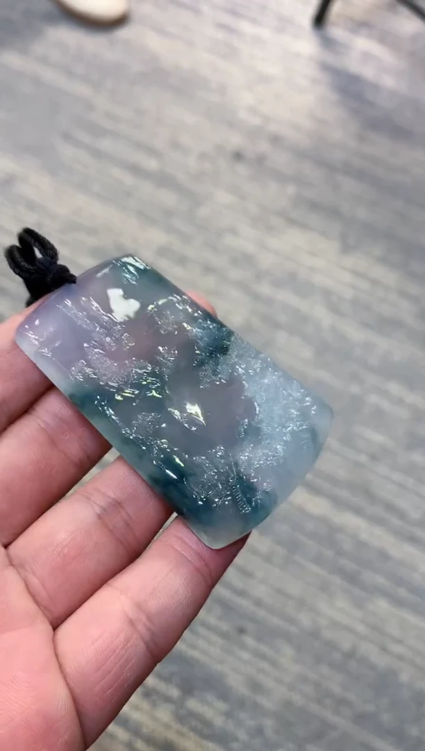 颈饰未镶嵌翡翠天然A货翡翠