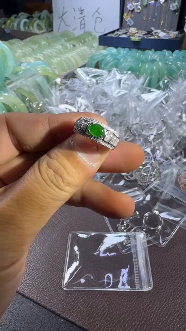 合金戒指翡翠11111