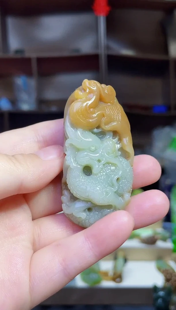 和田玉未镶嵌颈饰1