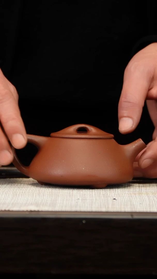 茶壶紫砂云根景舟