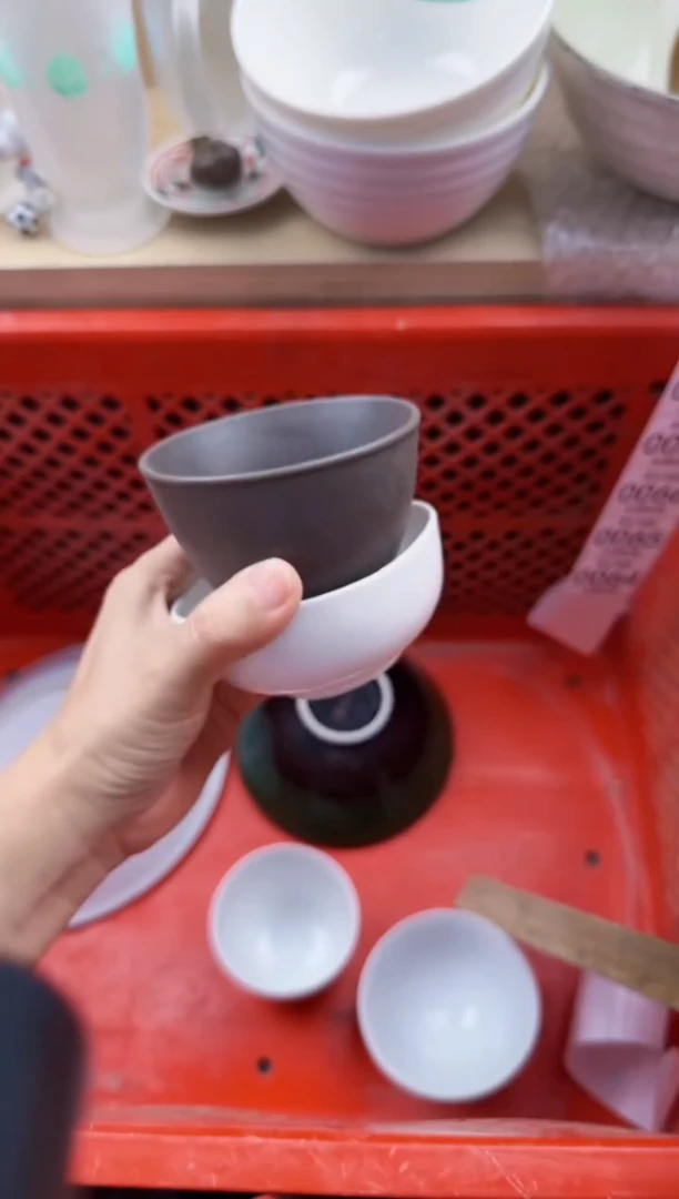 064默认微瑕，满20元包邮