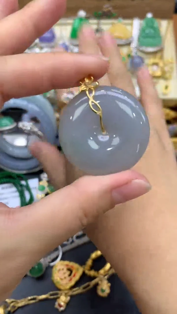 翡翠18K金镶嵌颈饰74-中国好珍宝