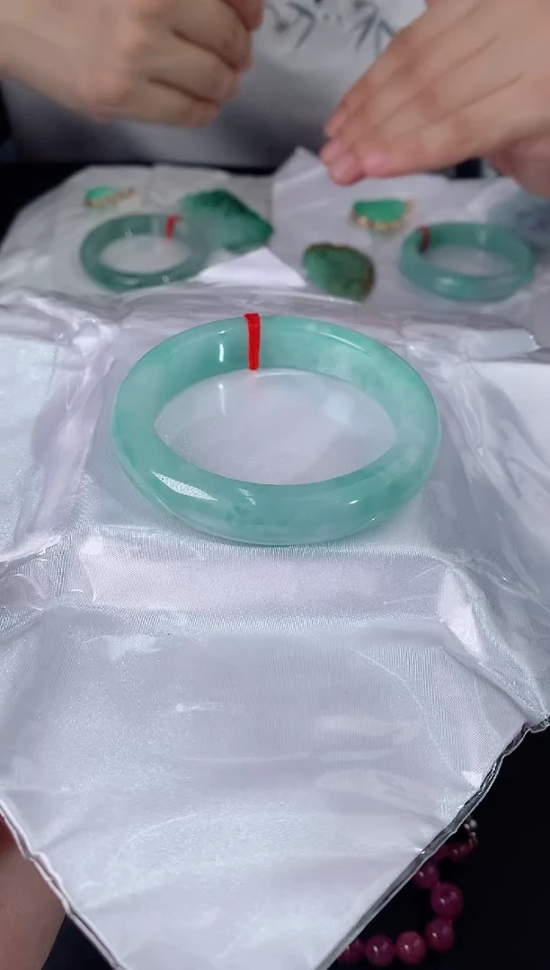 未镶嵌手镯翡翠A8010圈口54