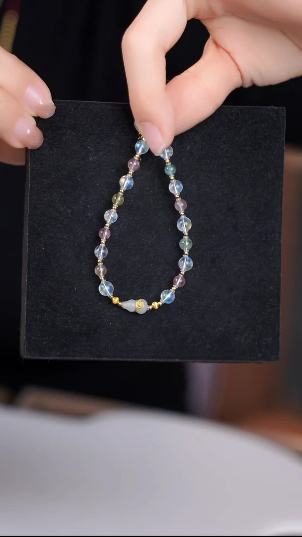 18K金镶嵌手链长石@