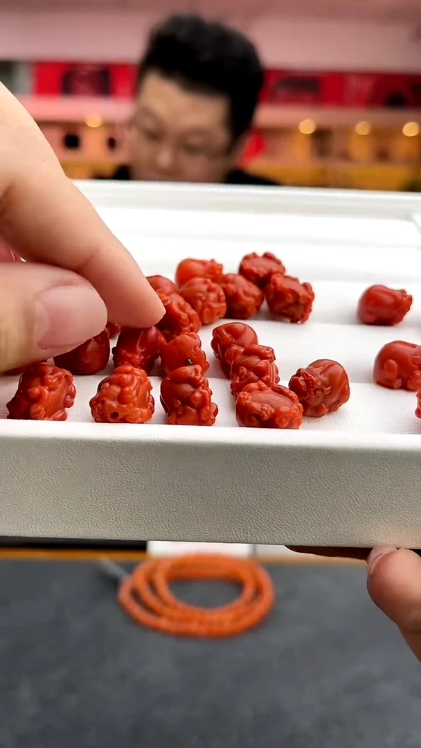 南红玛瑙卡13南红瓦西貔貅-多样性发一件未镶嵌一件28