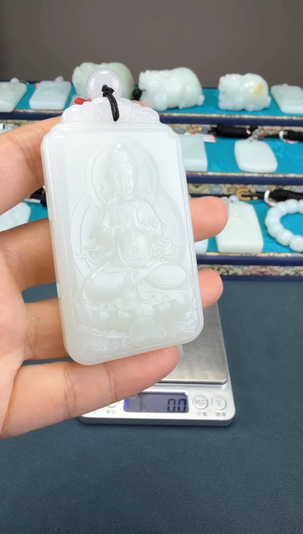 颈饰未镶嵌和田玉1