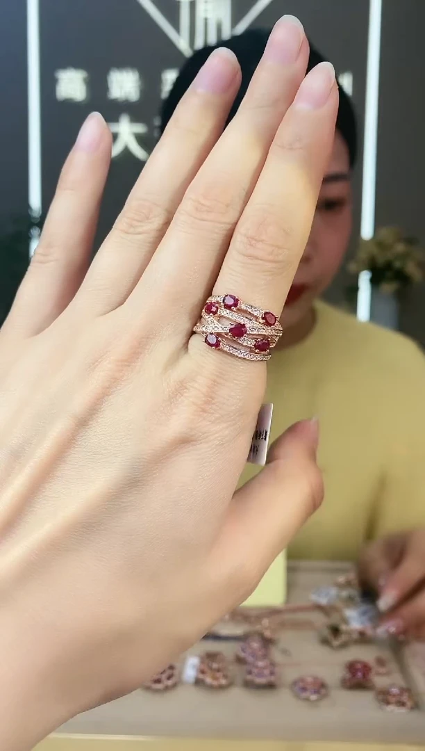 【闪购商品】红宝石手饰银S925镶嵌手饰