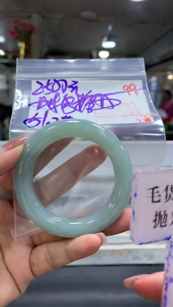 未镶嵌定制翡翠?**?毛货需精细抛光+拍一发一+99