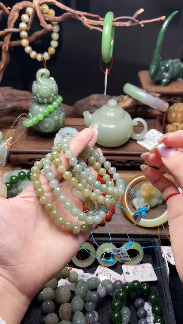 手串未镶嵌和田玉卡8吐拉牧场 圆珠有瑕疵多样性发一