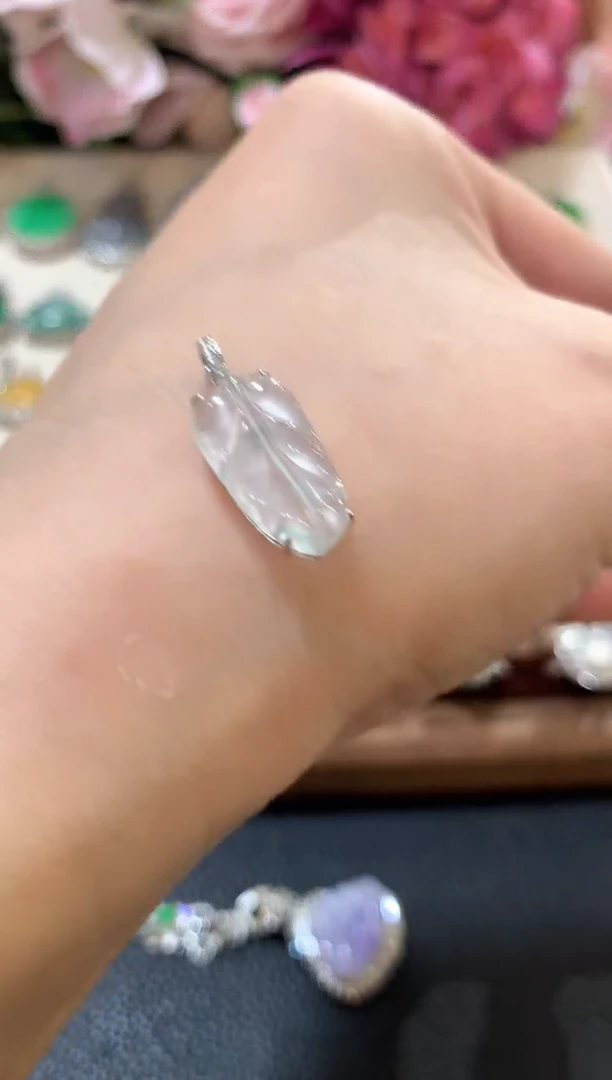 吊坠(不含链)18K金镶嵌翡翠z23