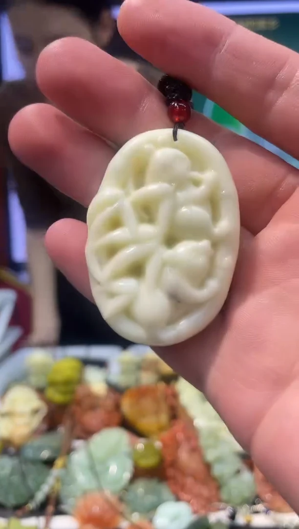 【闪购商品】岫玉吊坠未镶嵌·